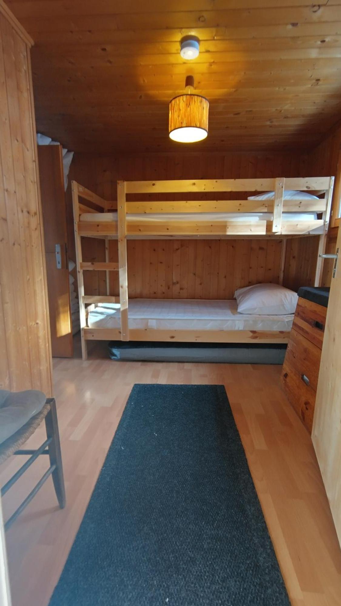 Petit chalet rustique et bucolique Bovernier Extérieur photo