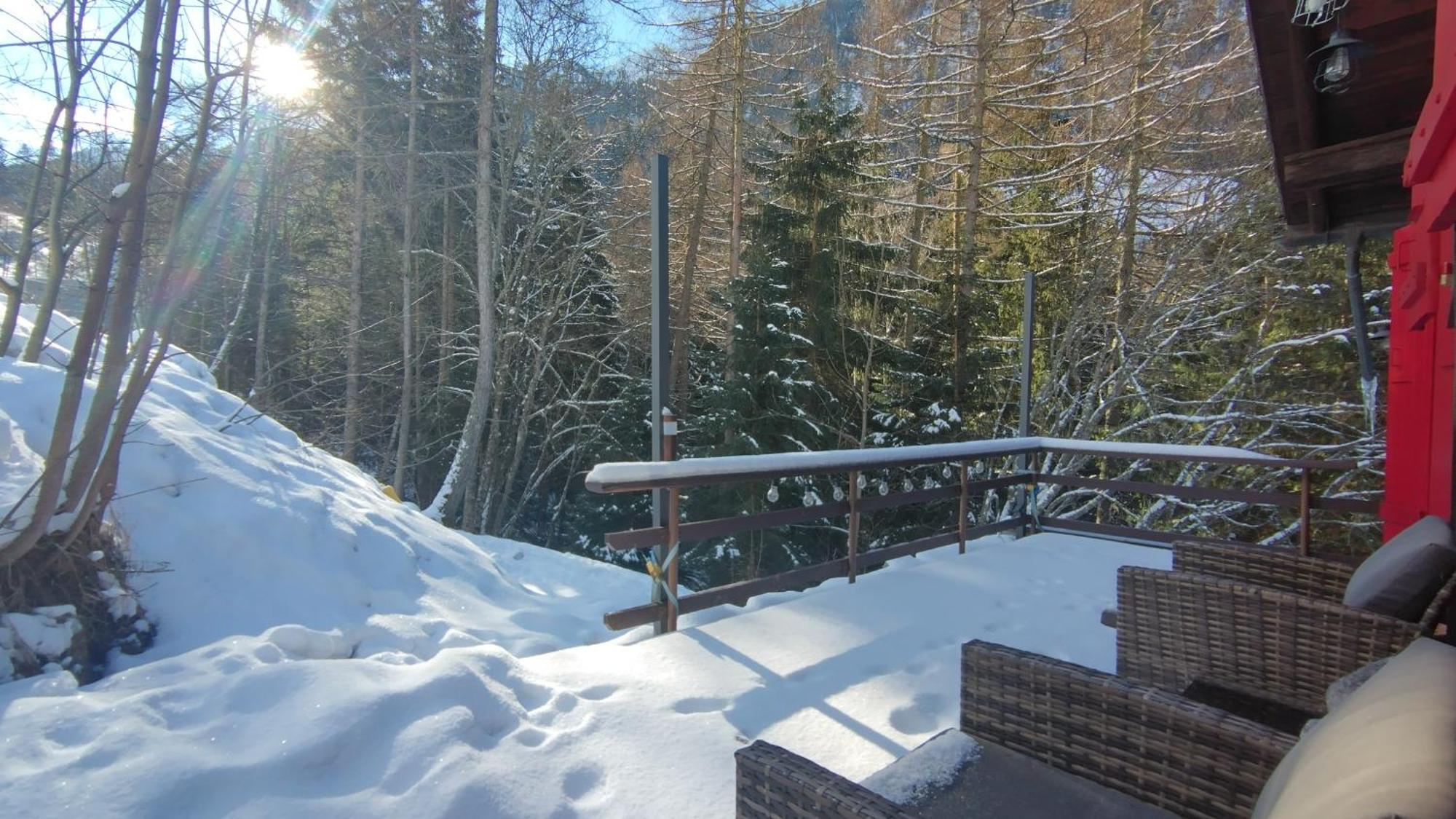 Petit chalet rustique et bucolique Bovernier Extérieur photo