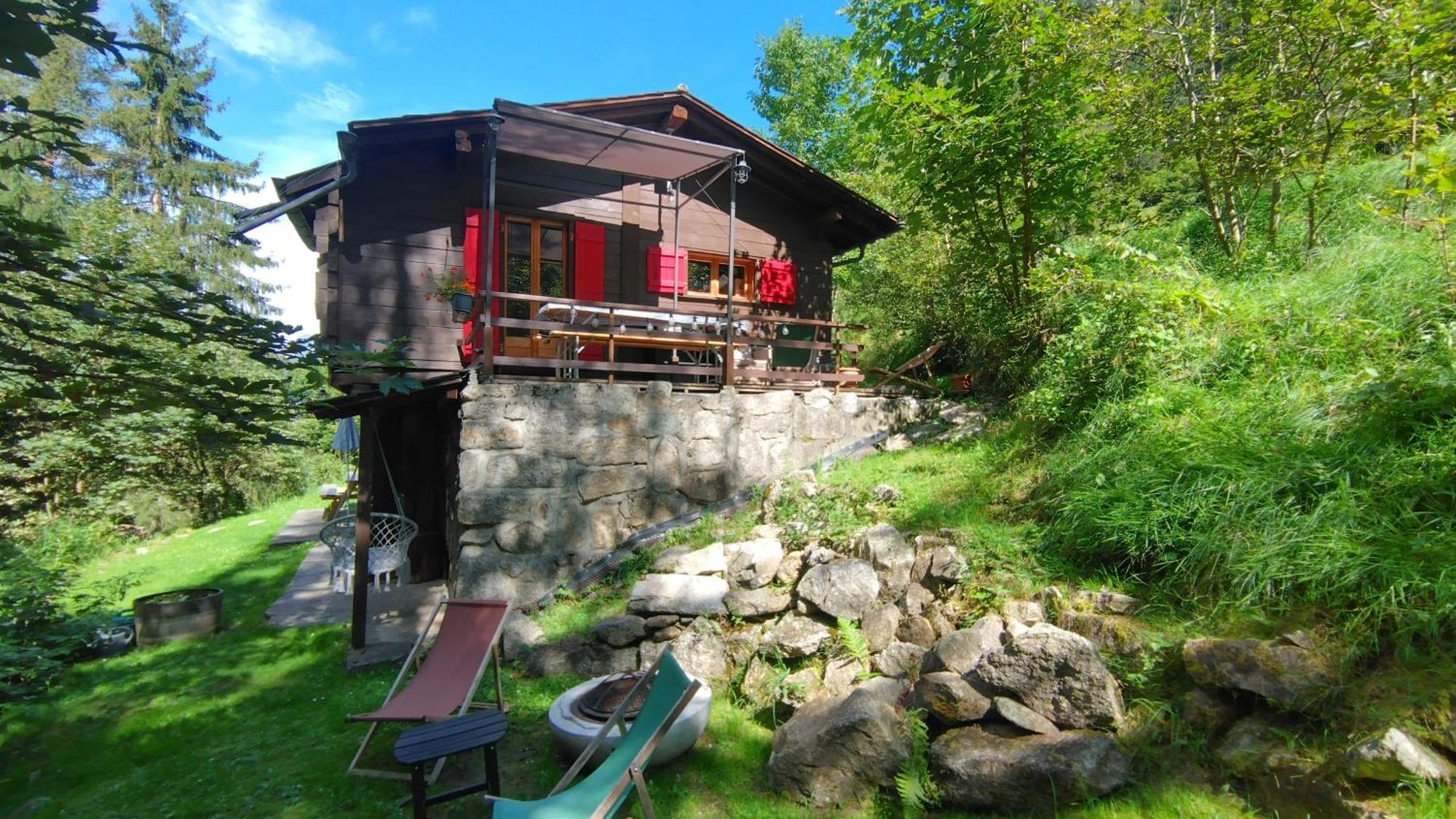 Petit chalet rustique et bucolique Bovernier Extérieur photo